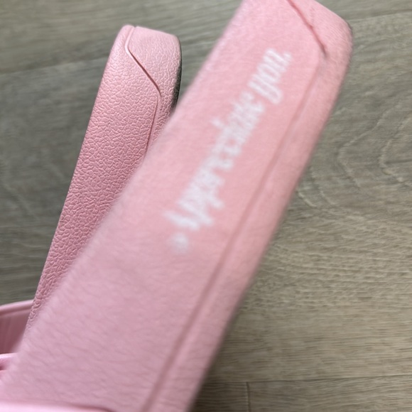 Mr Eatwell Heather McMahan Slides - Picture 4 of 6